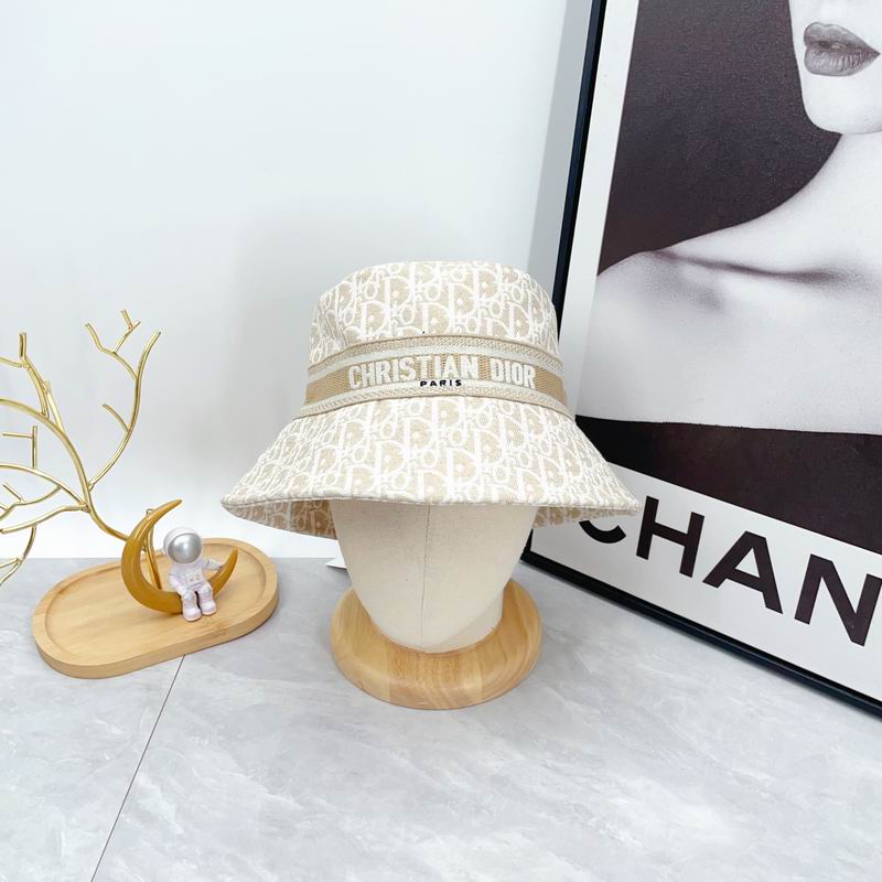 Dior hat dx (72)