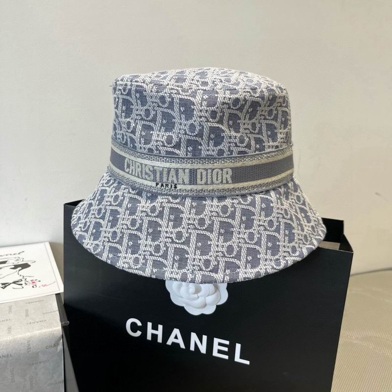 Dior hat dx (98)