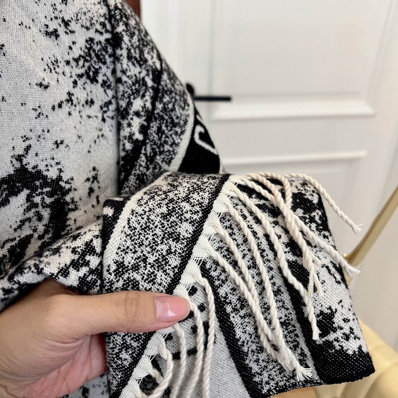 Dior silk scarf 140X140cm E (5)