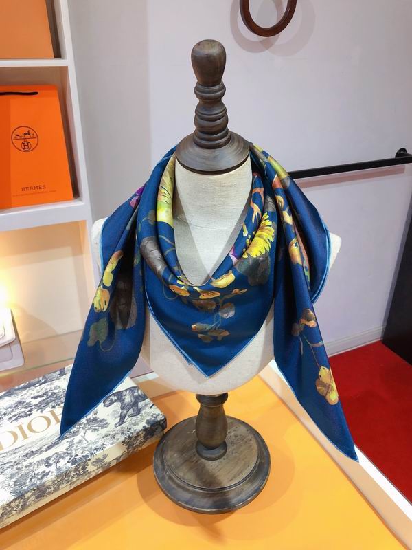 Dior silk scarf 90X90cm  E (11)