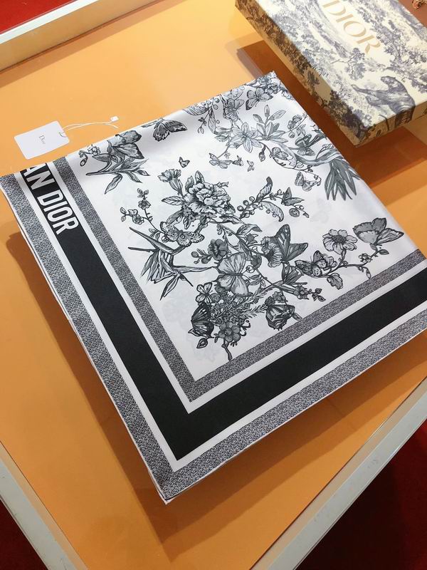 Dior silk scarf 90X90cm E (7)