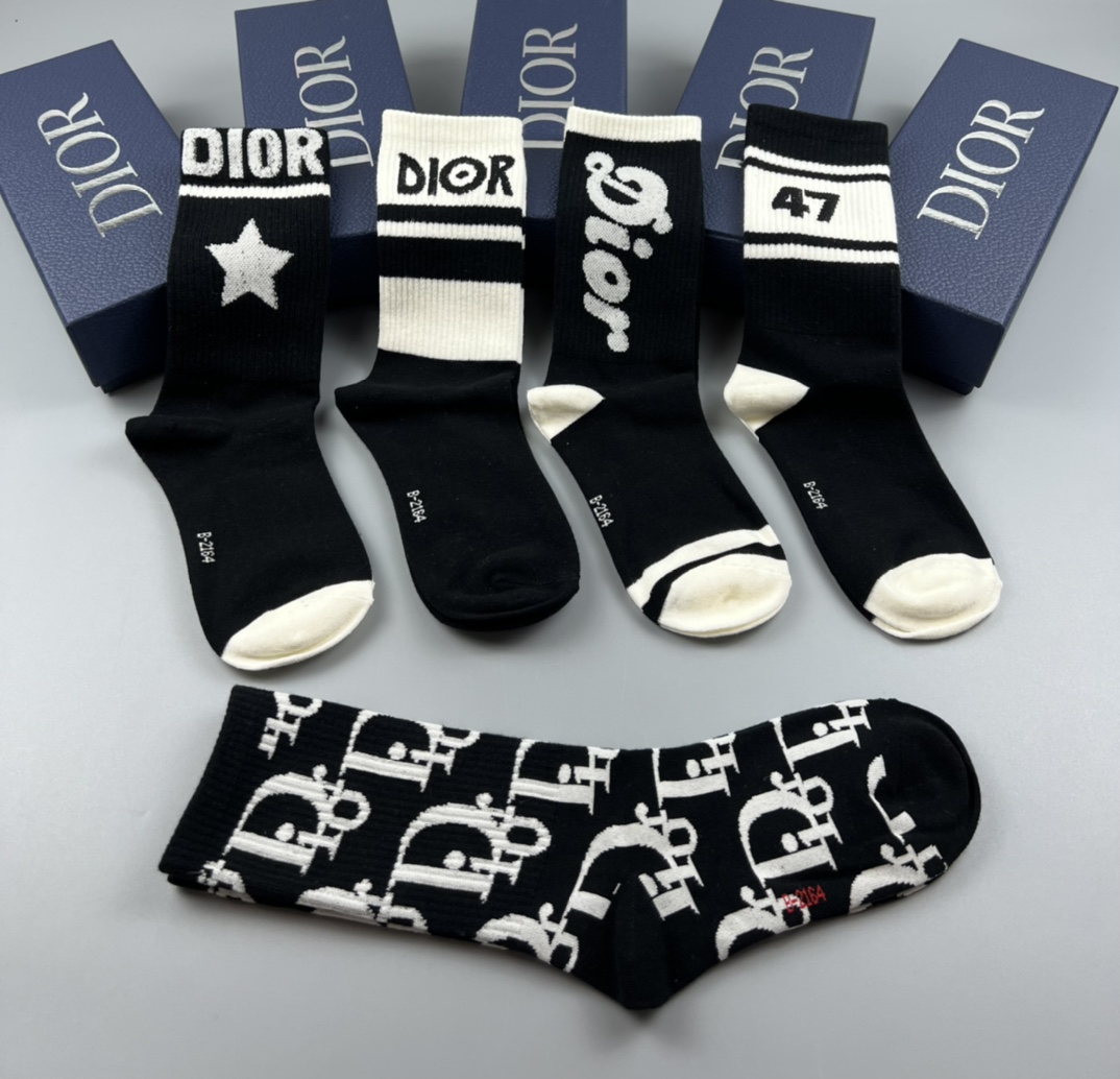 Dior socks (4)