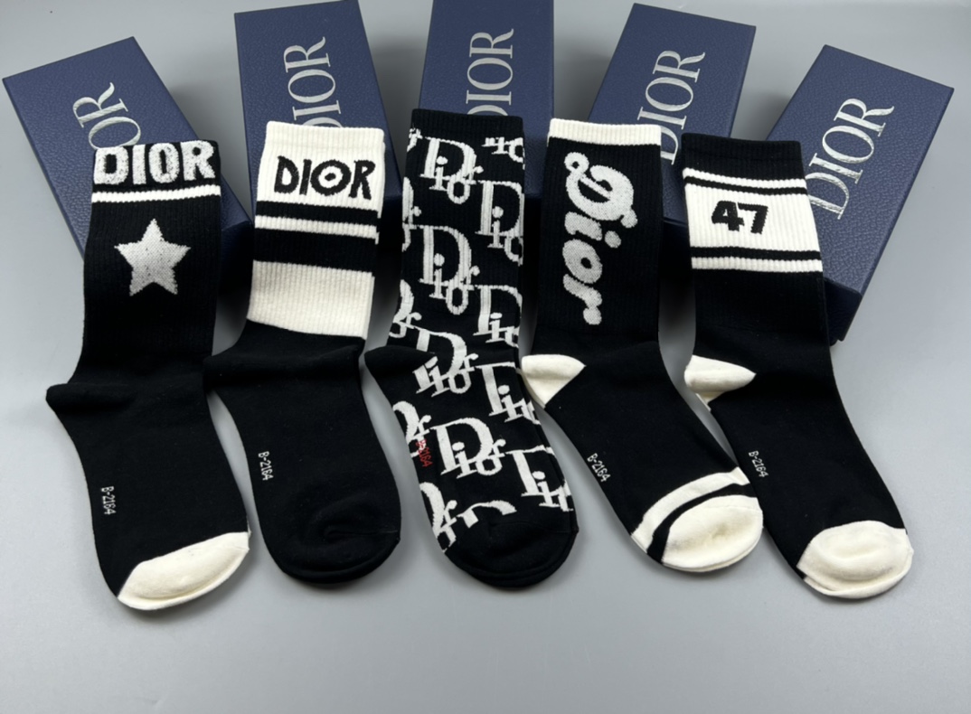 Dior socks (5)