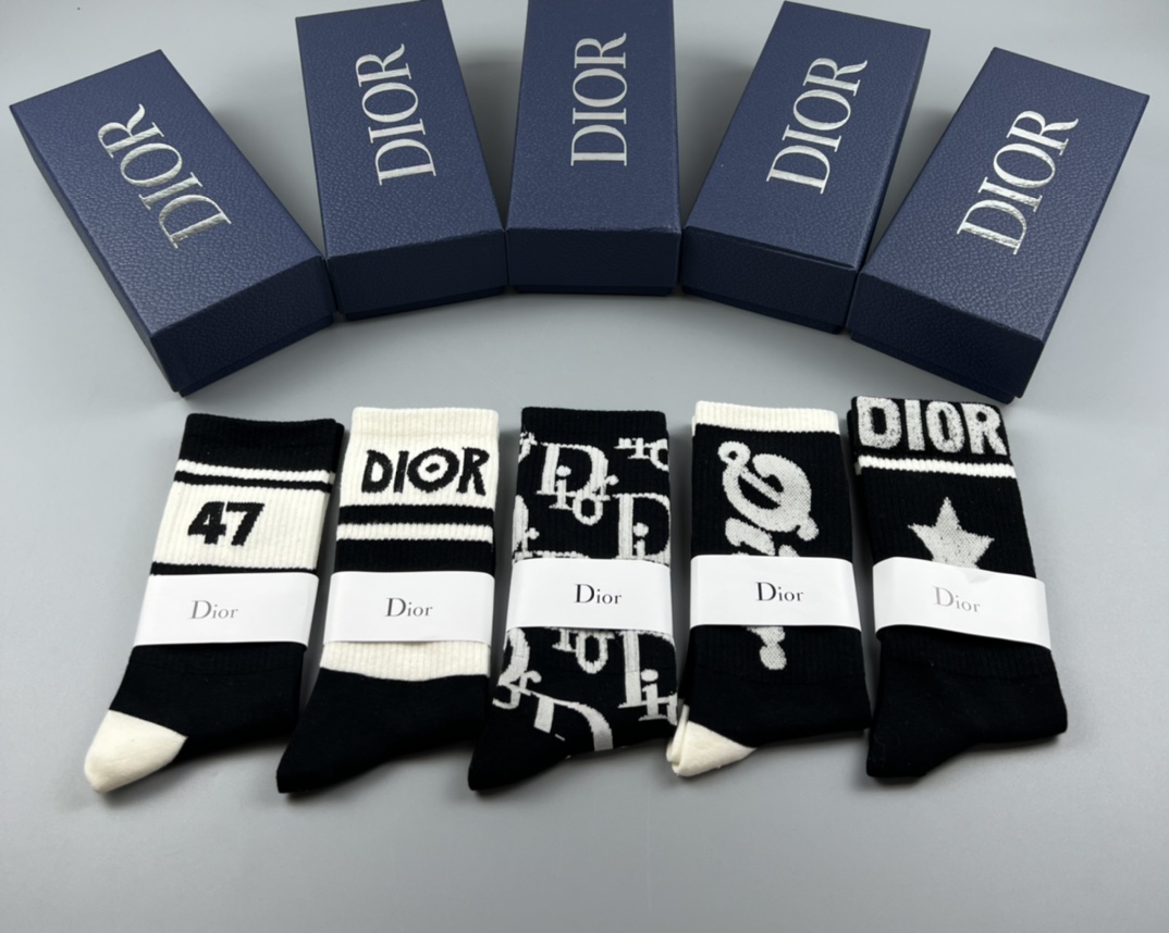 Dior socks (9)