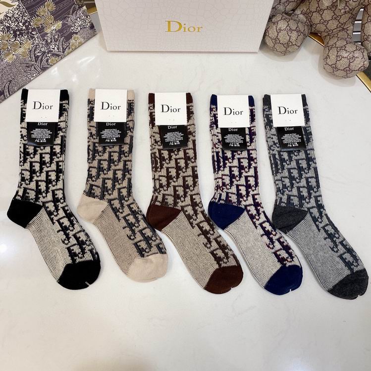 Dior socks   (1)