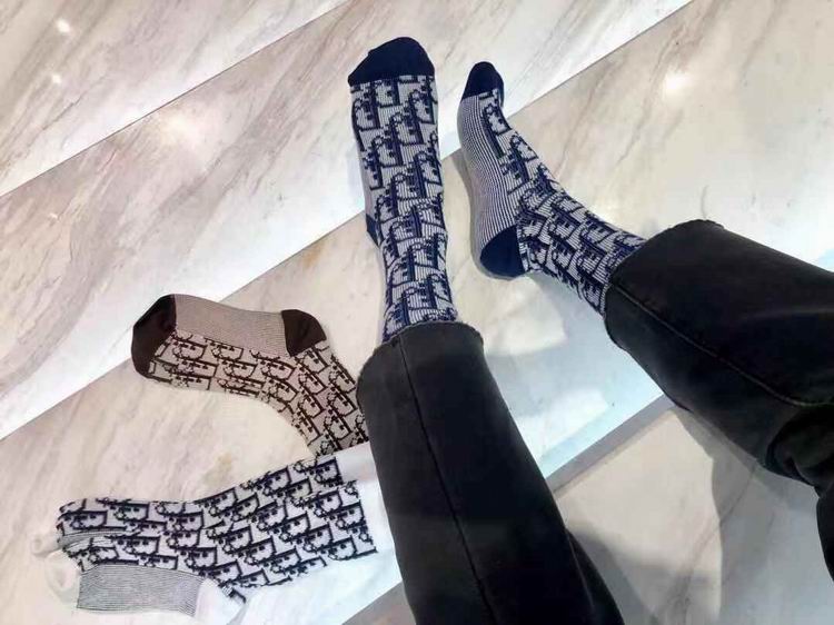 Dior socks   (1)