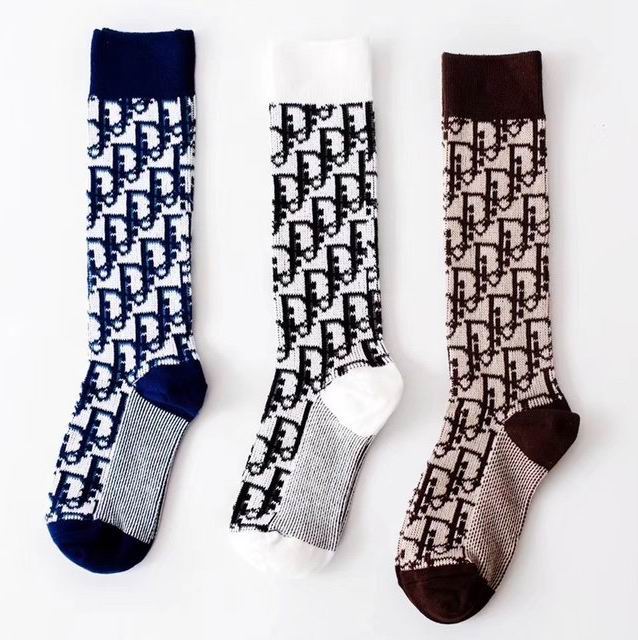 Dior socks   (1)