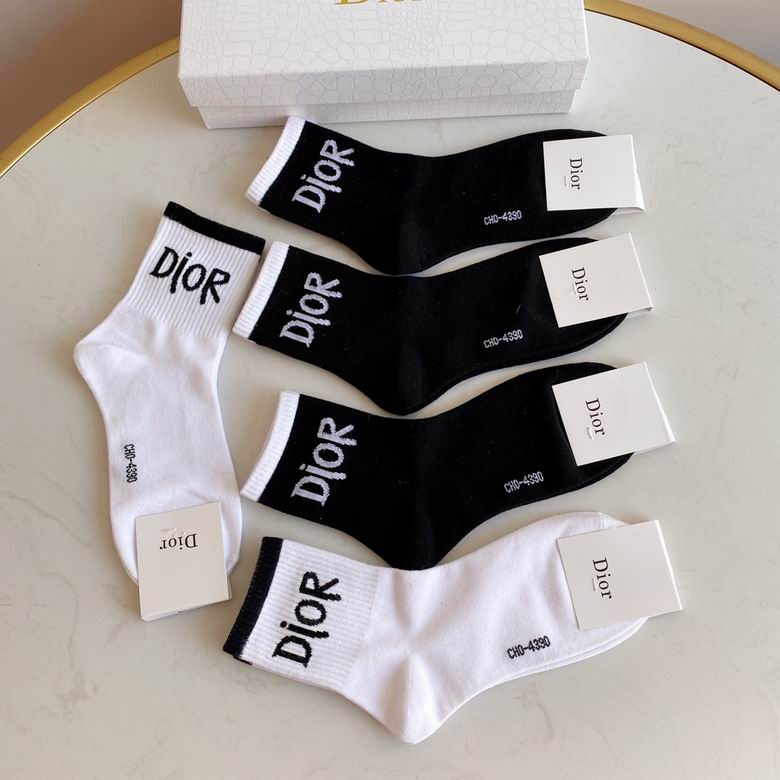 Dior socks   (2)