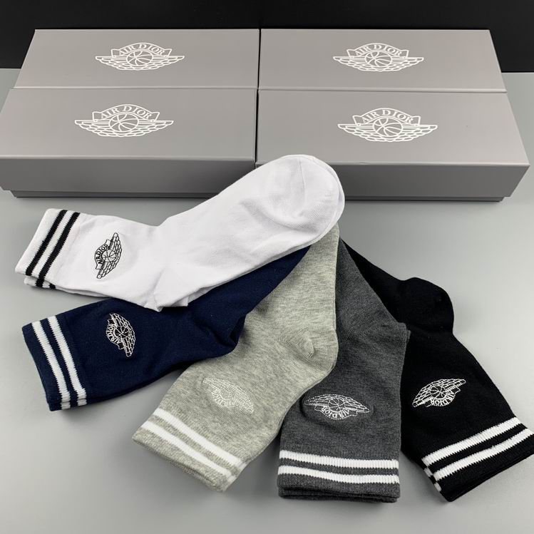 Dior socks   (4)