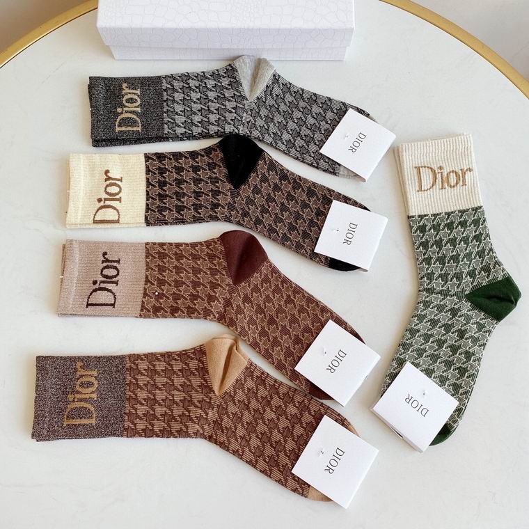 Dior socks    (1)