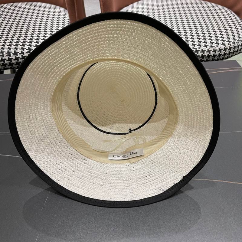 Dior top hat (140)