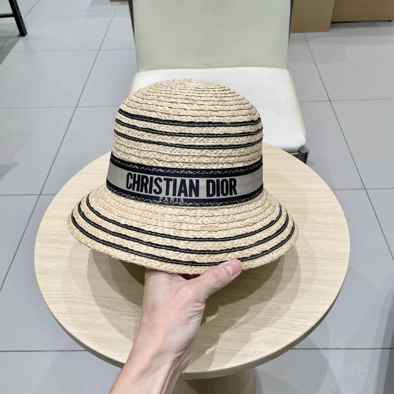 Dior top hat (297)