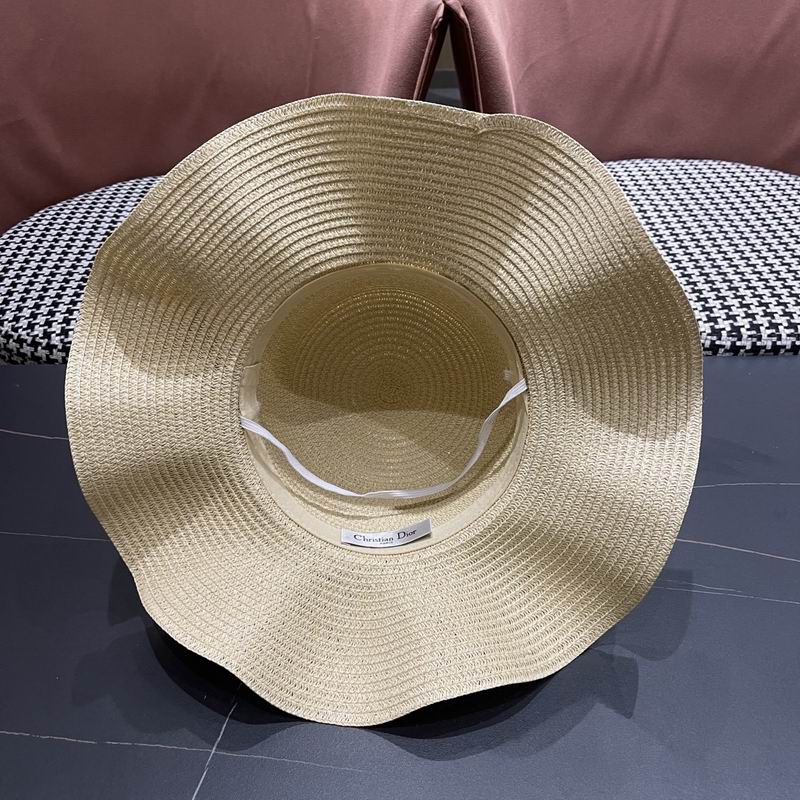 Dior top hat (314)