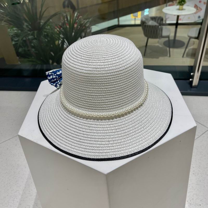 Dior top hat (442)
