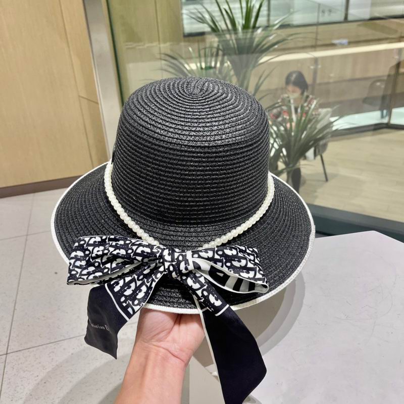 Dior top hat (455)