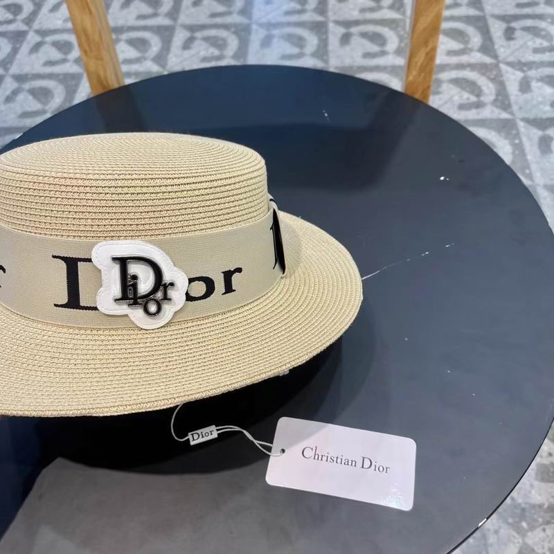 Dior top hat (517)