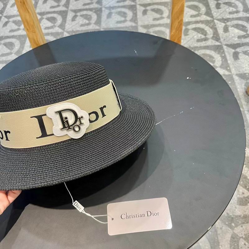 Dior top hat (529)