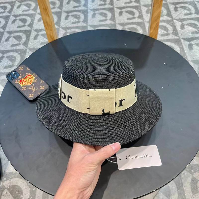 Dior top hat (532)