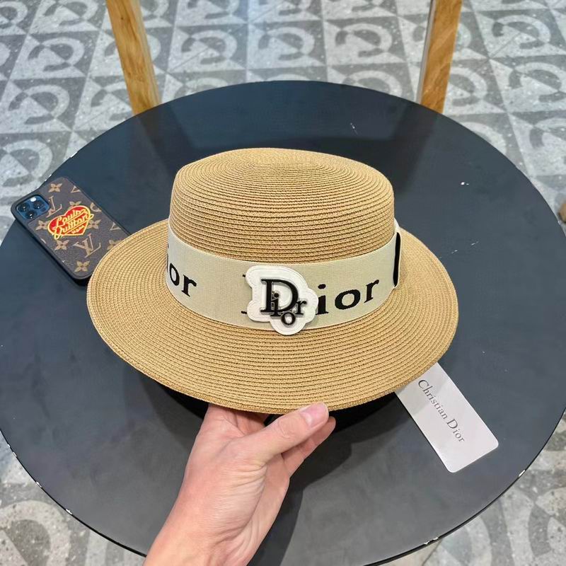 Dior top hat (535)