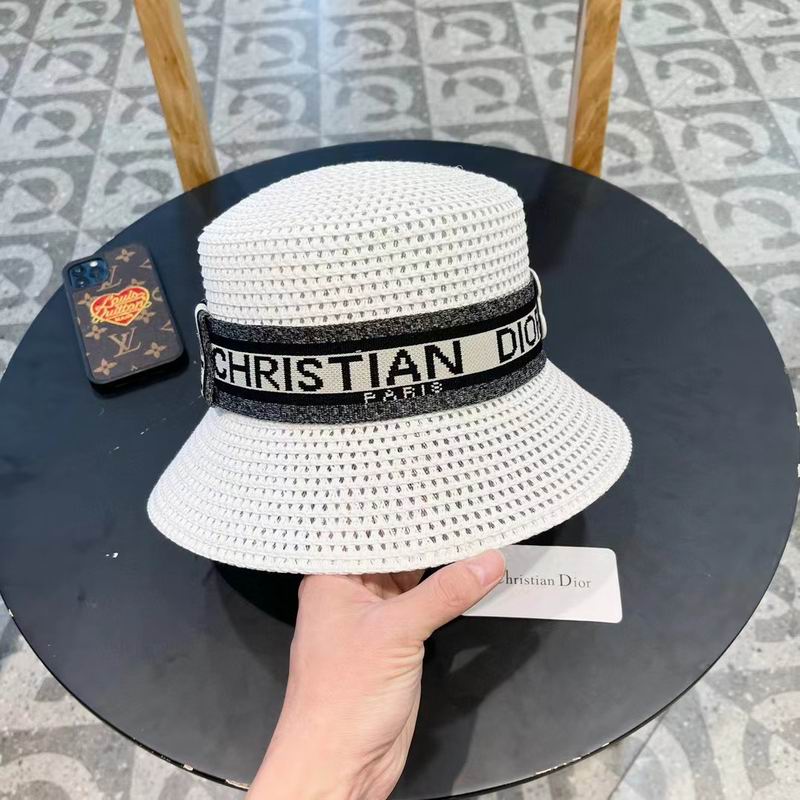 Dior top hat (564)