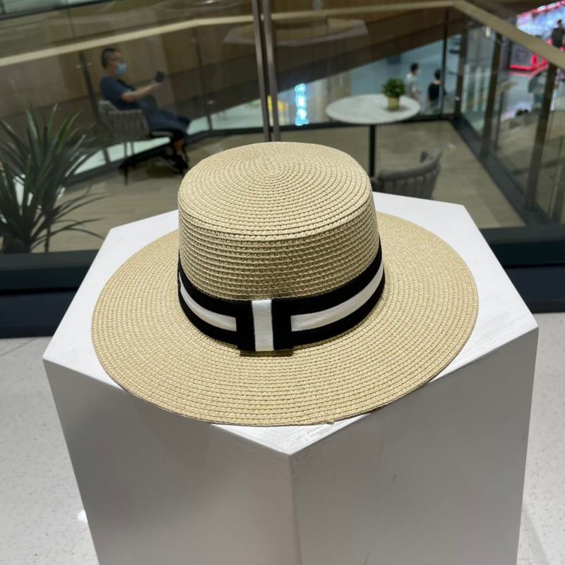 Dior top hat (593)