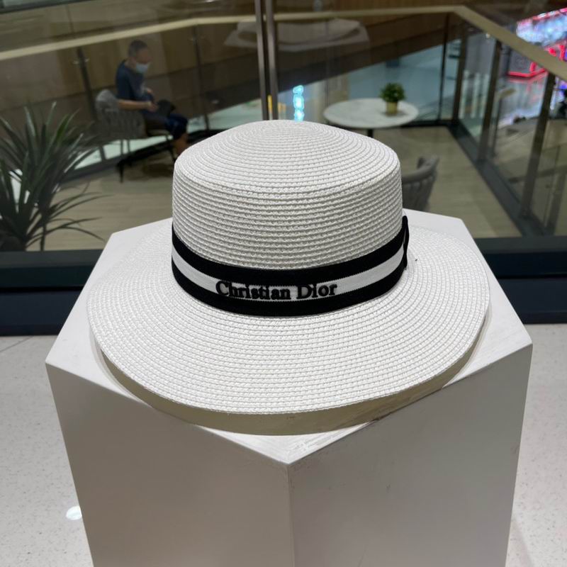 Dior top hat (603)