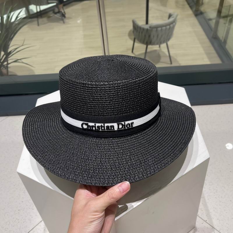 Dior top hat (607)