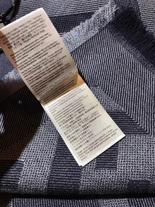 Fendi 145X145cm 10%羊绒90%羊毛  E (3)