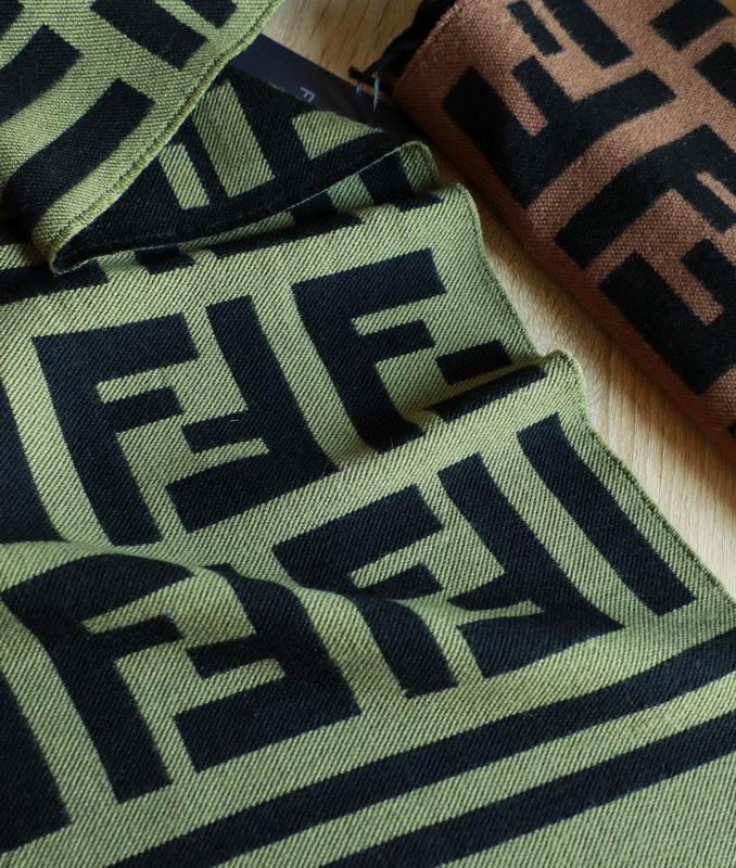 Fendi 35X180cm 95%羊毛5%真丝 E (10)