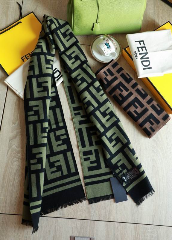 Fendi 35X180cm 95%羊毛5%真丝 E (12)