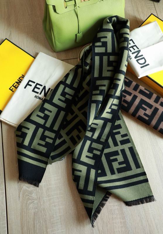 Fendi 35X180cm 95%羊毛5%真丝 E (14)