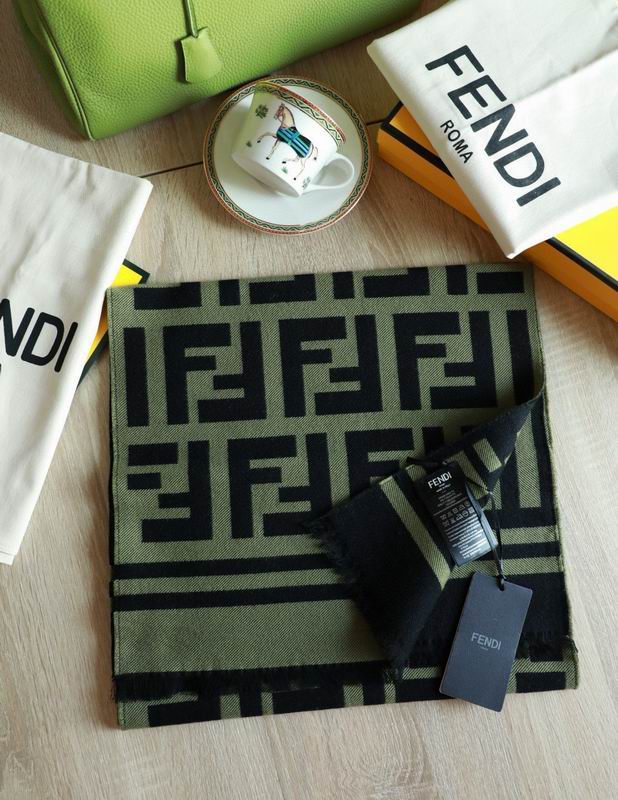 Fendi 35X180cm 95%羊毛5%真丝 E (15)