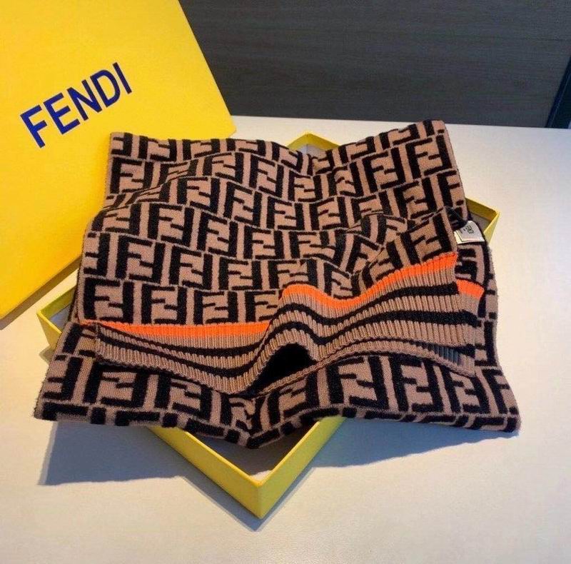 Fendi 35X190cm 66%羊毛29%羊绒5%聚酰胺 E (5)