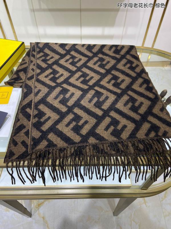 Fendi 44X185cm 100%羊绒 E (1)