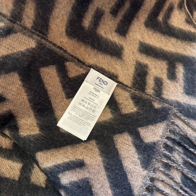 Fendi 45X170cm 100%羊绒 E (1)
