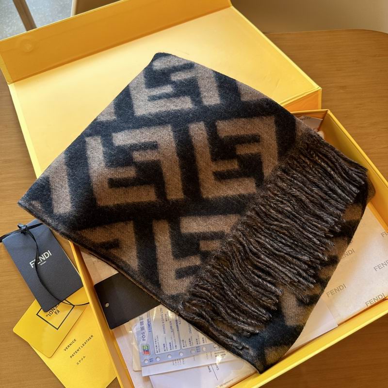 Fendi 45X170cm 100%羊绒 E (7)