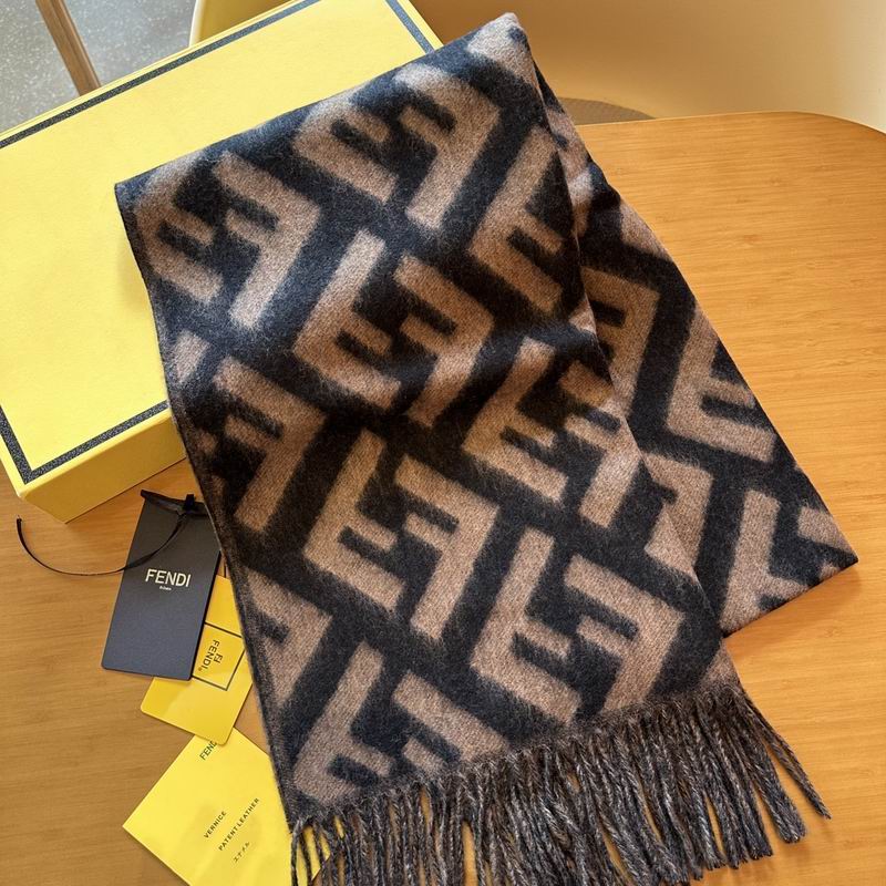 Fendi 45X170cm 100%羊绒 E (8)