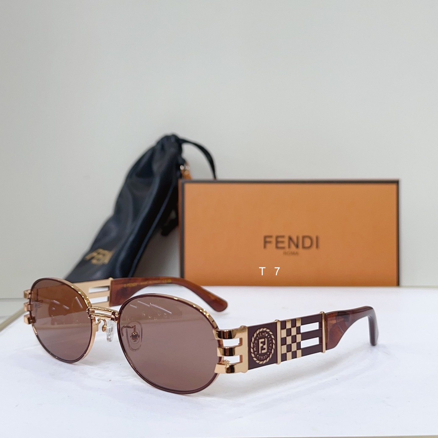 Fendi 7028 58 19-145 G01