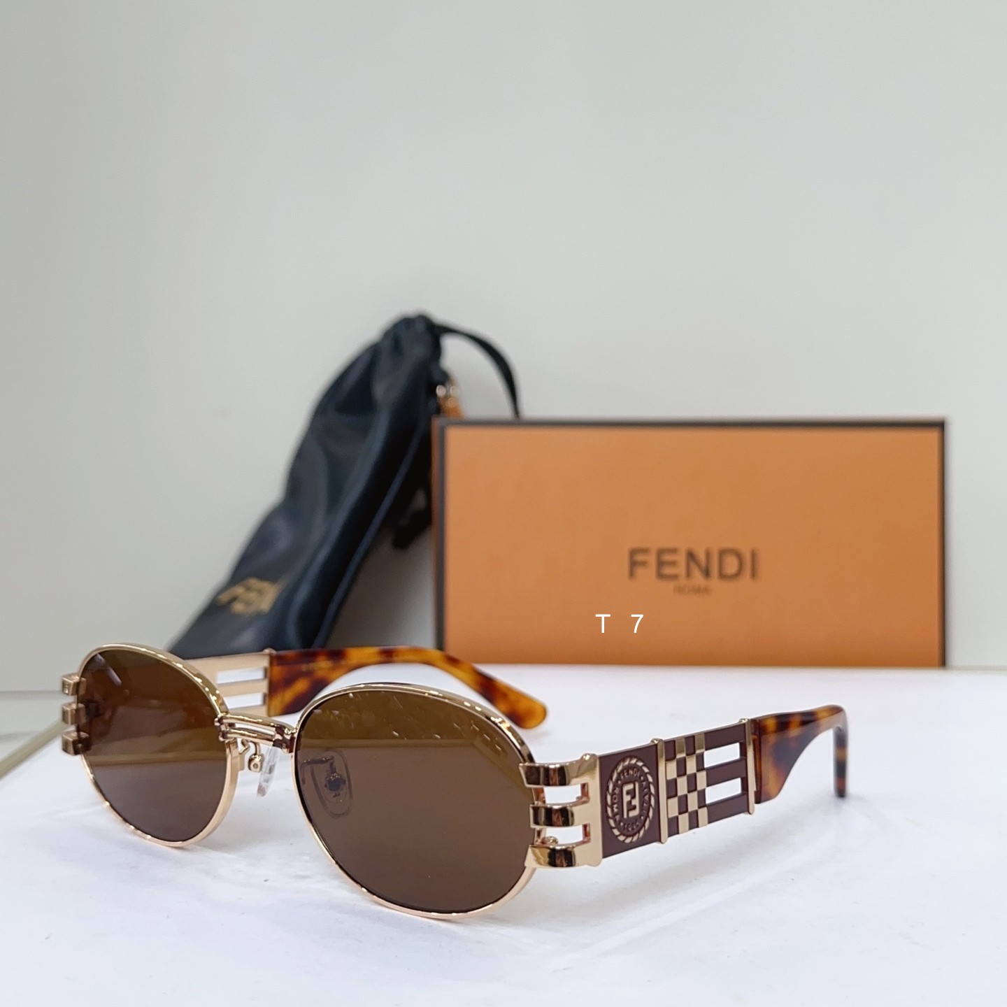 Fendi 7028 58 19-145 G05