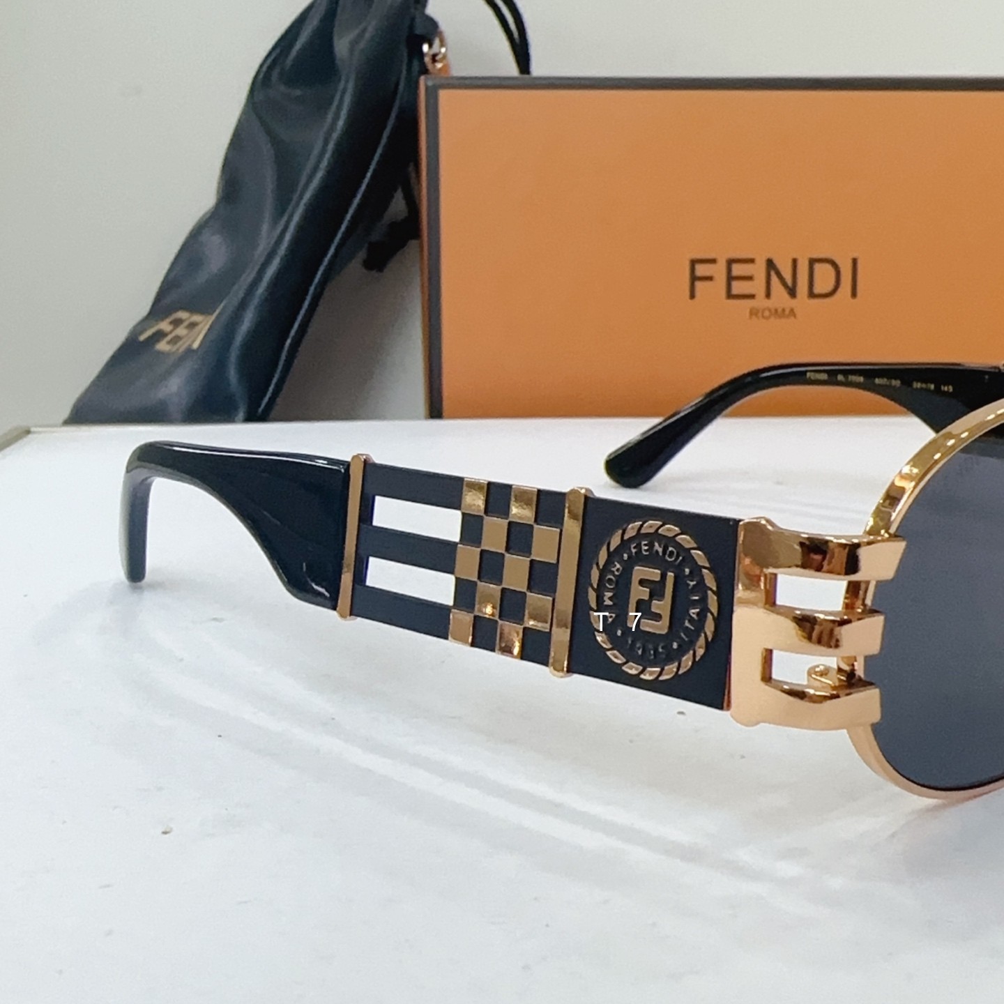 Fendi 7028 58 19-145 G08