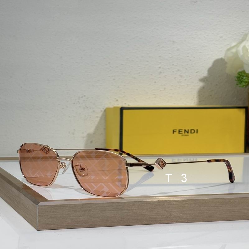 Fendi FE50111F 54 15-140 c05