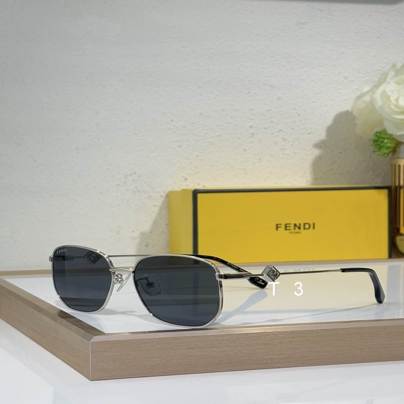 Fendi FE50111F 54 15-140 c09