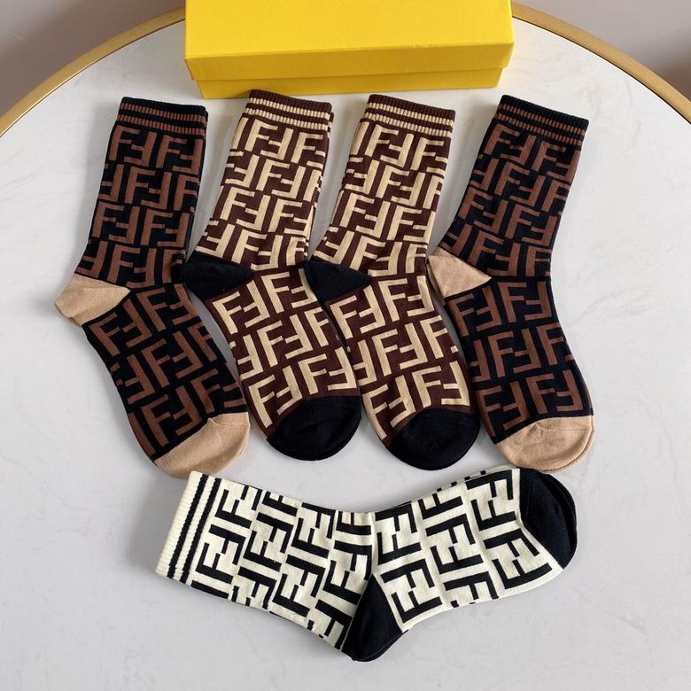 Fendi Sock   (4)