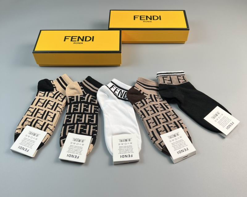 Fendi Socks  (4)