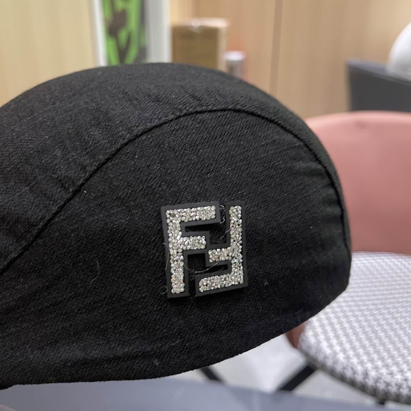 Fendi beret (4)