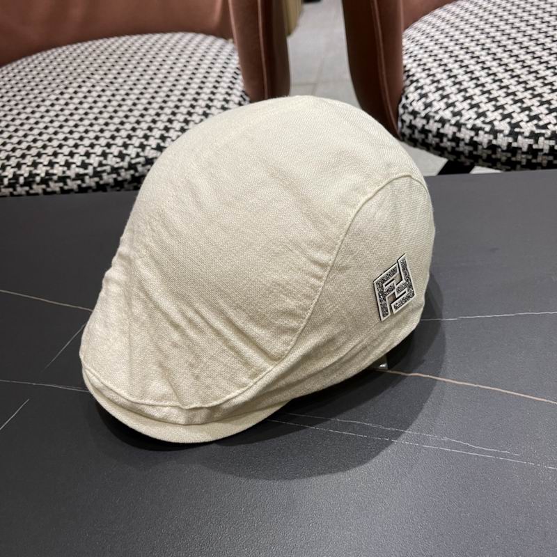 Fendi beret (42)