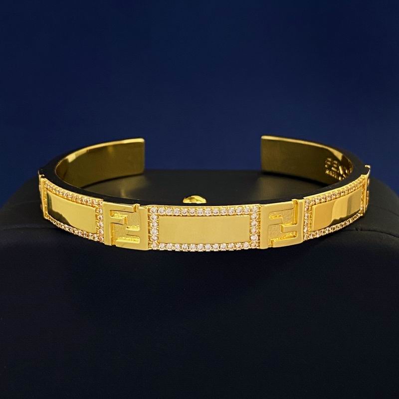 Fendi bracelet 04yxh01 (3)