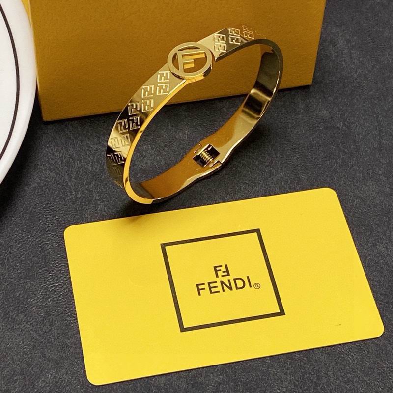 Fendi bracelet 04yxh02 (6)