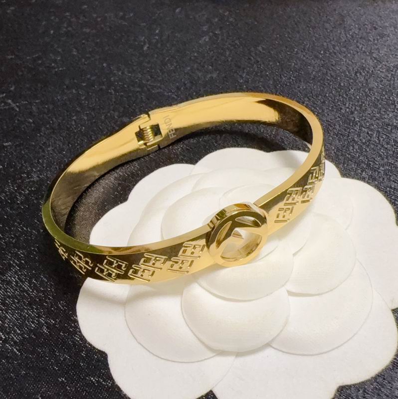 Fendi bracelet 05yxh01 (2)