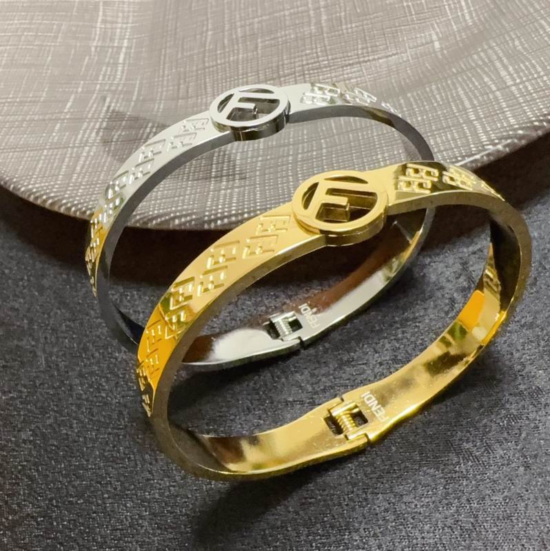 Fendi bracelet 05yxh01 (4)